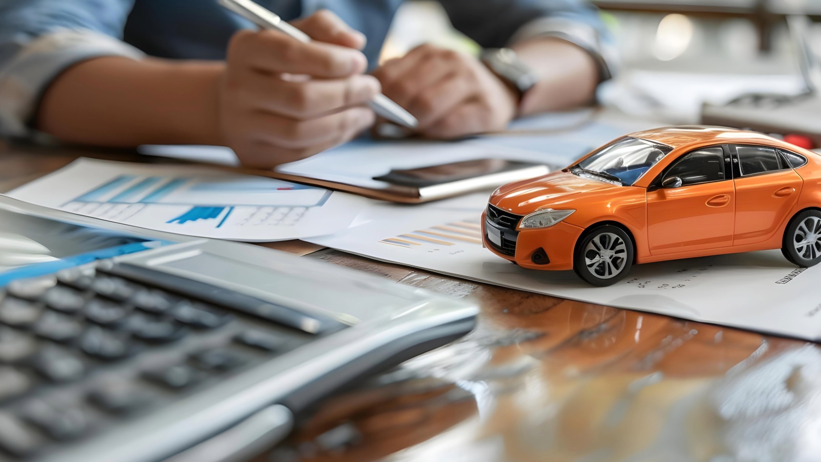 Credit score gauge showing range from very poor to excellent